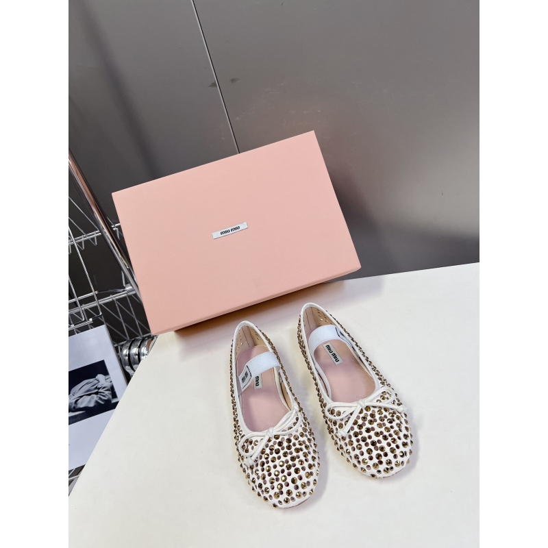 Miu Miu Casual Shoes